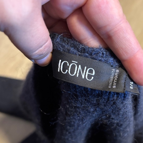 Classic Black Women's Sweater - Picture 2 of 2